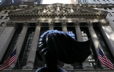 米国株式市場はＳ＆Ｐ総合５００種が横ばいで取引を終えた。２０２１年１月撮影（２０２４年　ロイター/Mike Segar）