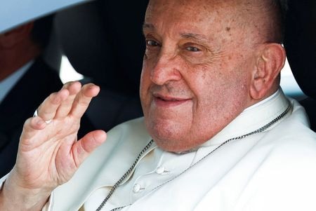 　９月３日、ローマ教皇フランシスコ（８７）は１２日間にわたるアジア４カ国歴訪を開始し、３日に最初の訪問地であるインドネシアの首都ジャカルタに到着した（２０２４年　ロイター/Willy Kurniawan）