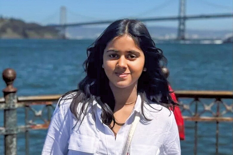 同じ苦しみを経験している同世代の仲間がいることを伝えたいと、15歳のアナイア・シンは言う　ANAIAH SINGH