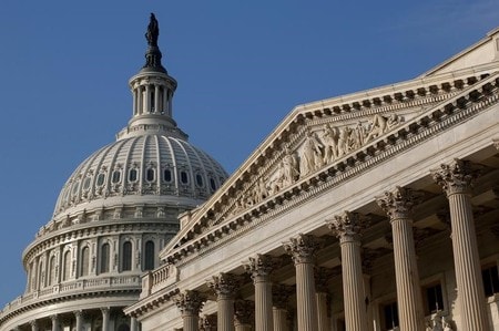 　１０月３１日、ペロシ米下院議長は、下院で北米自由貿易協定（ＮＡＦＴＡ）に代わる新協定、ＵＳＭＣＡ（米国・メキシコ・カナダ協定）批准に向けた作業は日々前進していると述べた。２０１３年１０月撮影（２０１９年　ロイター/Jonathan Ernst）