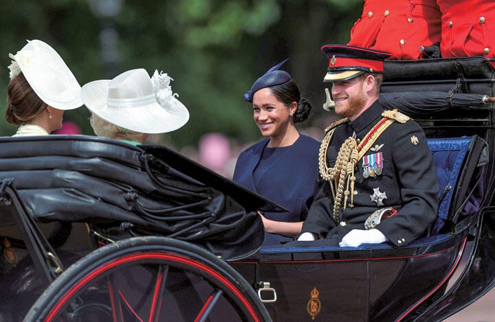 ヘンリー王子夫妻は当初からバッシングにさらされ続けてきた　HANNAH MCKAY-REUTERS