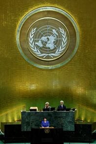 国連憲章の「旧敵国条項」、加盟国は過去の総会決議尊重を＝官房長官