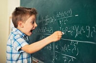 子どもの学力を決めるのは、地域と家庭の教育レベル