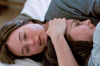 鬼才が描く「家族のしがらみ」...カンヌ金賞の映画『センチメンタル・バリュー』には「あの映画」のオマージュも