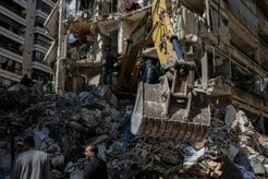 300人以上死亡の次の日に、イスラエルがレバノンと交渉の意向示す