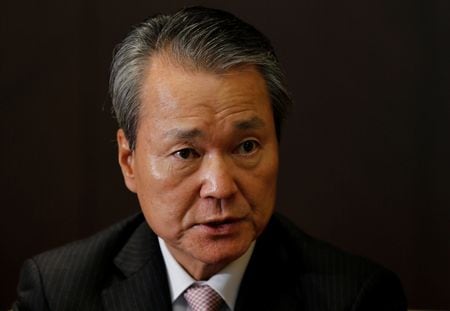 写真は経団連の筒井義信会長。2017年12月、都内で撮影。REUTERS/Toru Hanai