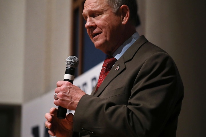 アラバマ州上院補選で負けた「ミニ・トランプ」、共和党のロイ・ムーア　Carlo Allegri-REUTERS