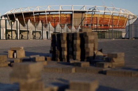 　７月１１日、８月に開幕を控えたリオデジャネイロ五輪の組織委員会が、４億─５億レアル（１億２１００万─１億５１００万ドル）の赤字を抱えていることがわかった。リオ・オリンピック・パーク内のテニスコート（２０１６年　ロイター／Bruno Kelly）