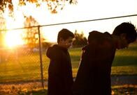 親と生き別れ米国へ　再会待ち望むアフガニスタンの子どもたち