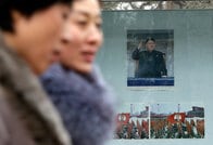 北朝鮮外交官は月給８万円、「誰も声をかけてこない」悲哀