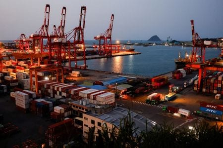 2025年4月3日、台湾の基隆港で撮影。REUTERS/Ann Wang