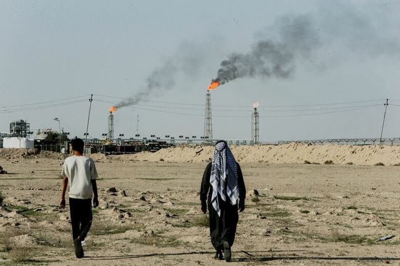 イラク・バスラ県ズバイール油田近くで３月撮影。REUTERS/Essam al-Sudani/File Photo