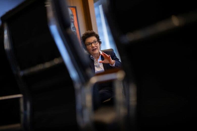 米サンフランシスコ地区連銀のデイリー総裁。同連銀ビルで９日撮影。REUTERS/Carlos Barria