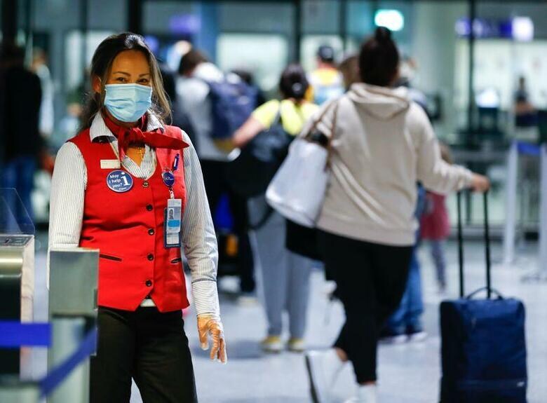 ドイツのマース外相は18日、6月15日まで禁止されている国民の海外旅行について、より緩やかな指針に切り替える可能性を示した。フランクフルトの空港で12日撮影(2020年　ロイター/RALPH ORLOWSKI)