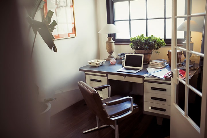 あらゆることが電子化された今の時代、遺産相続にも影響が　Paul Bradbury-Caiaimage/GETTY IMAGES