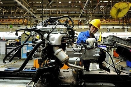 　６月１３日、中国国家統計局が発表した１─５月の中国固定資産投資は前年比９．６％増加した。予想（１０．５％増）を下回り、１─５月として２０００年以来初めて２ケタを割り込んだ。写真は提供写真。山東省で３月撮影（２０１６年　ロイター）