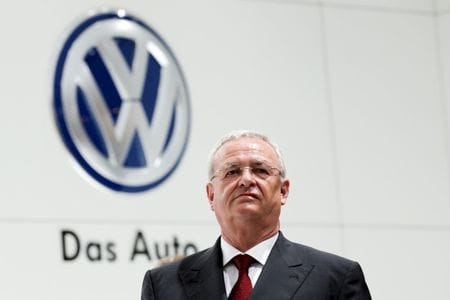 　１０月１０日、マネジャーに対する独ＶＷの尋常でないプレッシャーが、今回の危機を引き起こした原因の１つだとする批判的な声もある。写真は引責辞任したウィンターコルン前ＣＥＯ。独ハノーバーで４月撮影（２０１５年　ロイター/Wolfgang Rattay/Files）