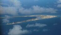 東南アジア外遊の菅首相｢南シナ海の緊張を高める行為に反対｣　中国想定した安保同盟には慎重姿勢