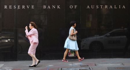 　オーストラリア準備銀行（中央銀行）のハウザー副総裁は１１日、インフレ率は高すぎるとし、中銀はインフレ抑制に必要なあらゆる手段を講じる決意だと述べた。シドニー中心部で２０１８年２月撮影（２０２６年　ロイター／Daniel Munoz）
