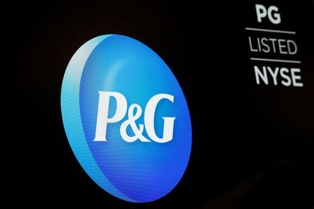 米日用品大手プロクター・アンド・ギャンブル（Ｐ＆Ｇ）が３０日発表した２０２３―２４年度第４・四半期決算（４―６月期）の純売上高は２０５億３０００万ドルと、ＬＳＥＧによる市場予想の２０７億４０００万ドルを下回った。（２０２４年　ロイター／Brendan McDermid）