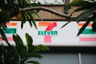 「日本を見習え！」米セブンイレブンが刷新を発表、日本では定番商品「天国のようなアレ」を販売へ