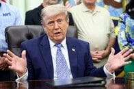 イランの濃縮ウラン「回収する」、ホルムズ通行料望まず＝トランプ氏