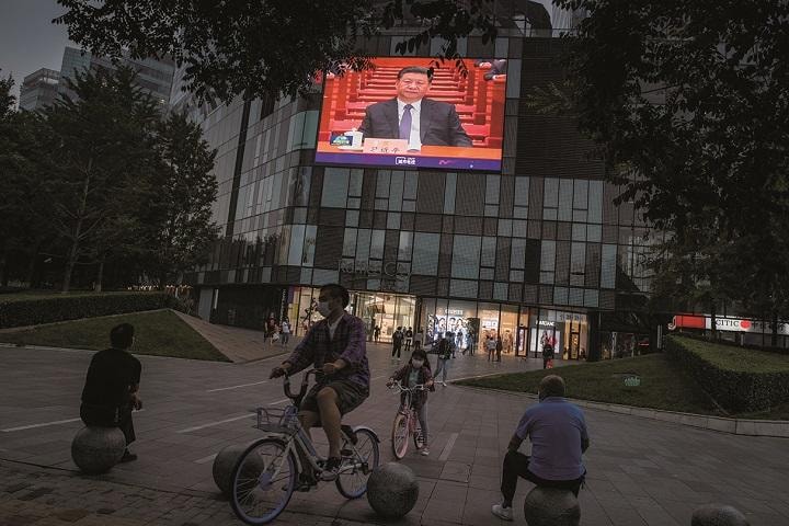 台頭の時代は終わると米誌に指摘された中国の習近平だが　THOMAS PETERーREUTERS