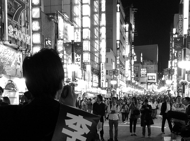 中国出身の私は昨年、日本に帰化して新宿区議選に出馬したが、その挑戦は民主主義のない国・中国の人たちにも大いに注目された。落選後、中国で知名度だけでなく信用度も高まり、複数の日中間ビジネスを手掛けることになった（写真提供：筆者）