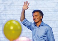 アルゼンチンから吹いてきた中南米左派政権の終焉の風