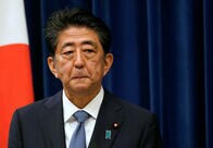 安倍首相辞任、アベノミクスの2つの大罪