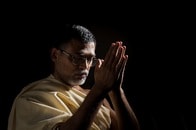 サンスクリット語でマントラを暗唱すると、脳灰白質が増加することが明らかに
