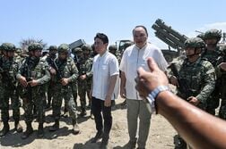 海自のあぶくま型護衛艦、退役後速やかにフィリピンへ　ＴＣ－９０は27年度