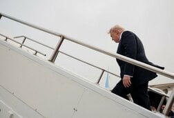 イラン核開発停止「20年で十分」とトランプ氏、中国企業制裁巡り近く決定へ