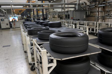 ２月６日、ドイツ連邦統計庁が発表した２０２３年１２月の鉱工業受注指数（季節・日数調整済み）は前月比８．９％上昇と、２０２０年６月以来最大の伸びを記録した。ハノーバーの工場で２０２３年４月撮影（２０２４年　ロイター/Fabian Bimmer）