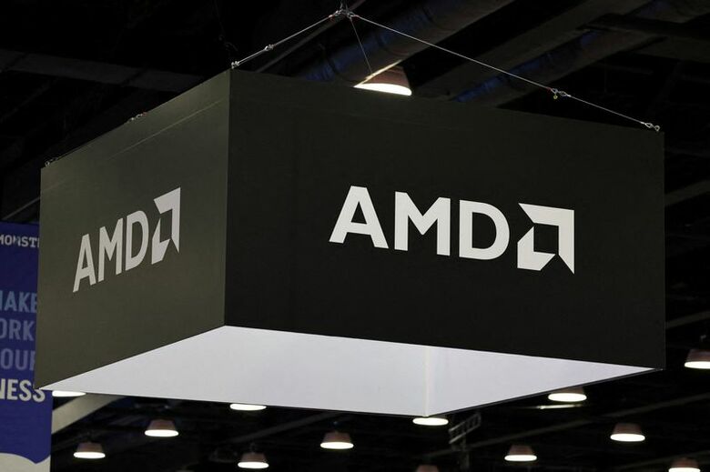 カナダ・バンクーバーで５月に開催されたデジタル見本市に設けられたＡＭＤのブース。 REUTERS/Chris Helgren