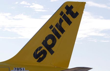 　米格安航空（ＬＣＣ）のフロンティア航空とジェットブルー航空が買収を競っているスピリット航空は６月２４日、株主に対し、３０日の株主投票でフロンティアの案を支持するよう求めた。２０１８年１１月、仏トゥールーズ近郊で撮影（２０２２年　ロイター/Regis Duvignau）