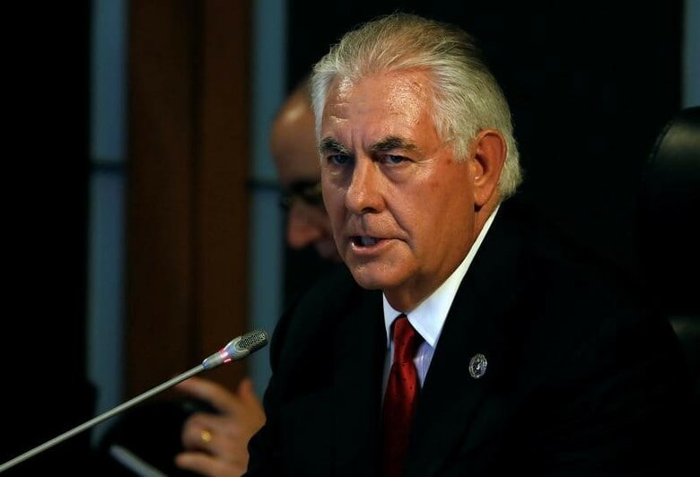 ８月７日、ティラーソン米国務長官（写真）は、緊張状態が続く朝鮮半島問題を巡って、環境が整えば関係各国は対話を行うことが可能との認識を示した。写真はフィリピンの首都マニラで６日撮影（２０１７年　ロイター／Erik De Castro）