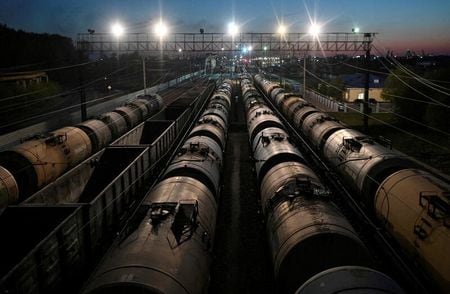 米国時間の原油先物は１バレル当たり１ドル上昇した。２０２０年５月撮影（２０２４年　ロイター）