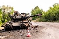 【動画】「溶解テルミット」攻撃でロシア戦車が次々炎上する衝撃映像
