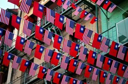台湾、米国の武器売却「地域の平和と安定の礎」　トランプ氏発言受け強調