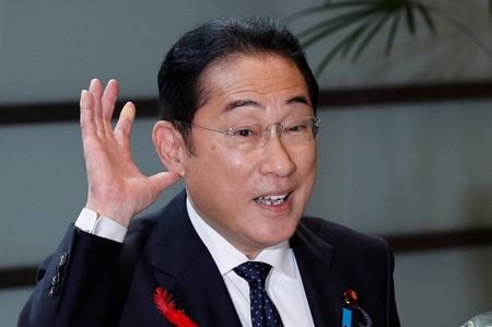 　林芳正官房長官は５日の閣議後会見で、２０日から横浜市で開催される第９回アフリカ開発会議（ＴＩＣＡＤ）の日本政府代表に岸田文雄前首相（写真）を任命したと明らかにした。都内で昨年１０月撮影（２０２５年　ロイター／Kim Kyung-Hoon）