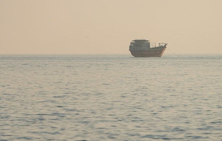 ７月２８日、ホルムズ海峡で撮影