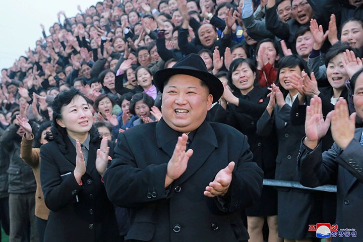 視察先にもトイレを持ち歩くと言われる金正恩（2018年1月17日）　KCNA/REUTERS