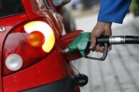 温暖化対策の目標達成には、ガソリン車販売は2035年まで
