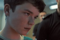 今年最高のNetflixドラマはこれ...13歳の容疑者を追う『アドレセンス』が描く「マノスフィア」とは？