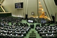 テヘラン襲撃で12人以上死亡、革命防衛隊「サウジ関与」