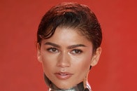 「最高の反撃...」ゼンデイヤ、ネットで拡散される「AI挙式画像」に本気で対抗　「誤解を解く」映像が話題に