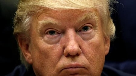 　４月１９日、トランプ米大統領は、外国から輸入する合金鋼などの鋼製品が米国の国家安全保障に打撃を与えていないかどうかの調査を指示する見通し。写真はワシントン・ホワイトハウスで撮影（２０１７年　ロイター／Kevin Lamarque）