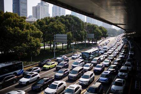 １０月１２日、    中国の９月の乗用車販売は前年同月比４.３％増加し、５カ月連続の減少から反転した。上海で２０２１年３月撮影（２０２４年　ロイター/Aly Song）