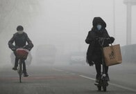 インドと中国、大気汚染で毎年各110万人死亡　世界の半数占める